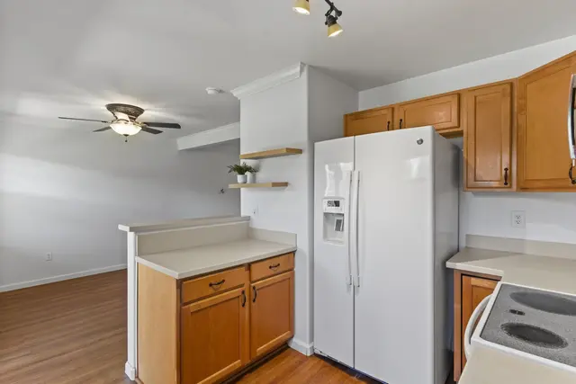 Listing Image for 40 Halili Ln 4m 14 of 43