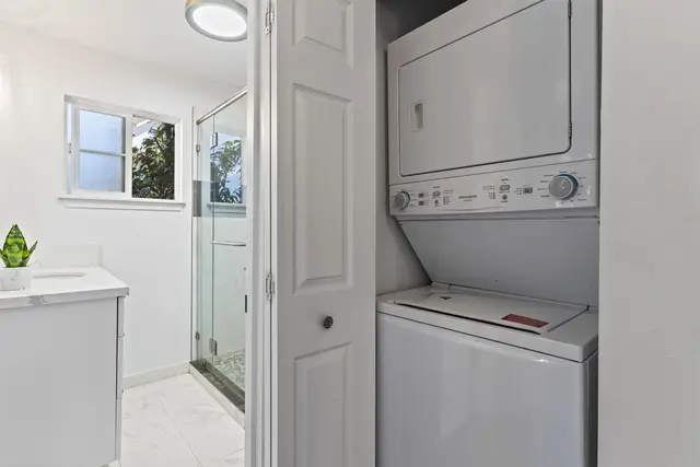 Listing Image for 40 Halili Ln 4m 20 of 43