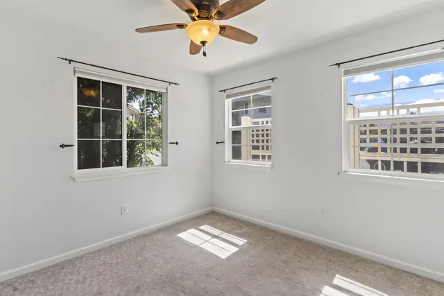 Listing Image for 40 Halili Ln 4m 22 of 43