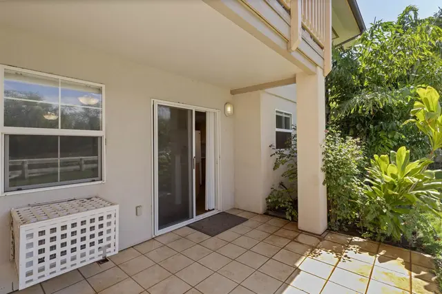Listing Image for 40 Halili Ln 4m 30 of 43