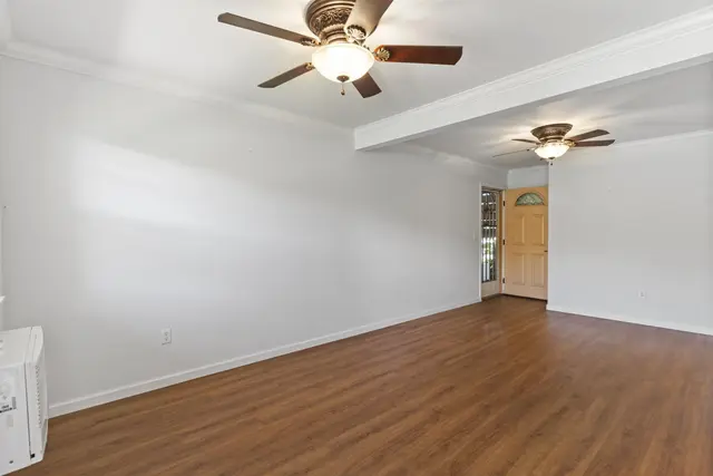 Listing Image for 40 Halili Ln 4m 4 of 43