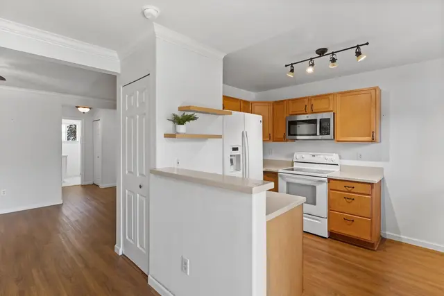 Listing Image for 40 Halili Ln 4m 9 of 43