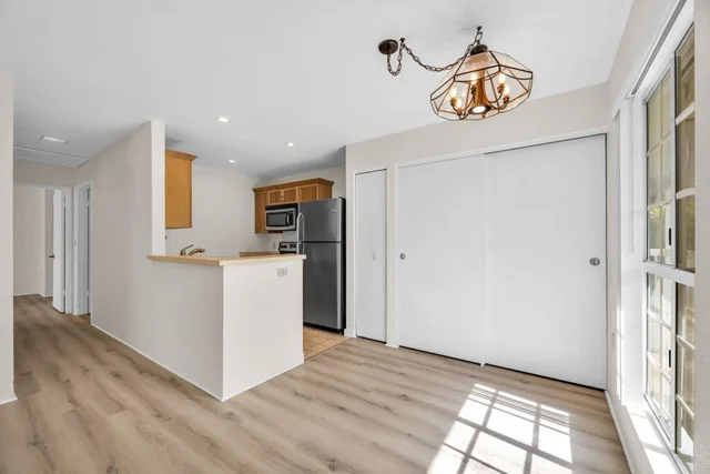 Listing Image for 160 Keonekai Rd 18-202 12 of 25