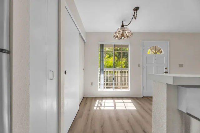 Listing Image for 160 Keonekai Rd 18-202 18 of 25