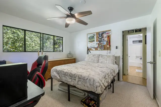 Listing Image for 998 Kauhikoa Rd #4 33 of 41