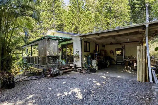 Listing Image for 998 Kauhikoa Rd #4 38 of 41