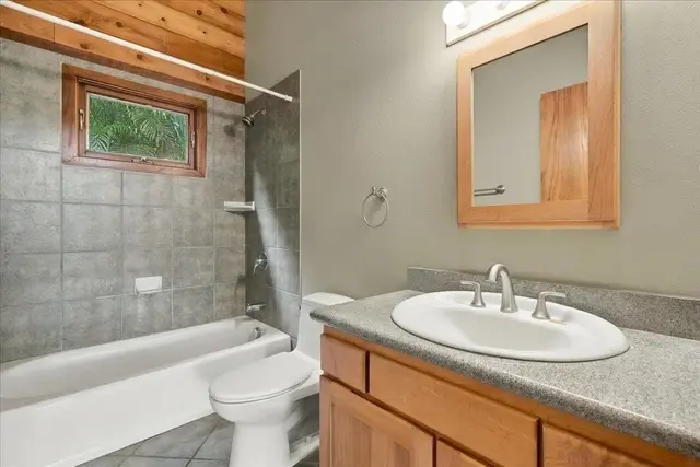 Listing Image for 183 Kapuai Rd 17 of 33