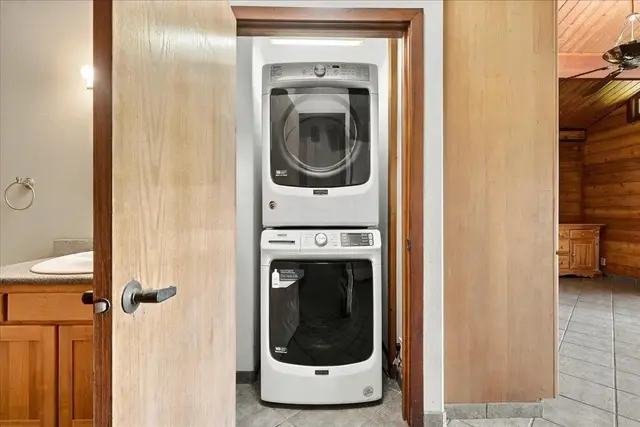 Listing Image for 183 Kapuai Rd 18 of 33