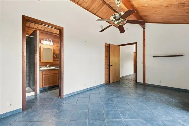 Listing Image for 183 Kapuai Rd 21 of 33