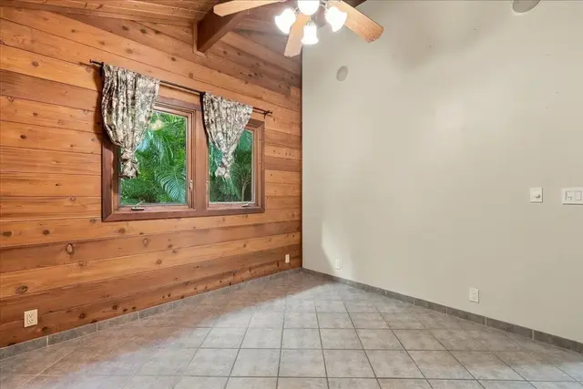 Listing Image for 183 Kapuai Rd 26 of 33