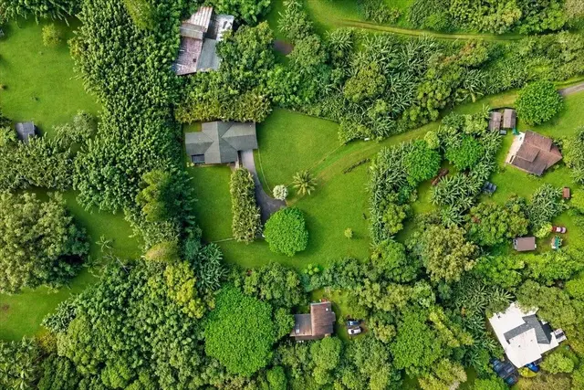 Listing Image for 183 Kapuai Rd 4 of 33