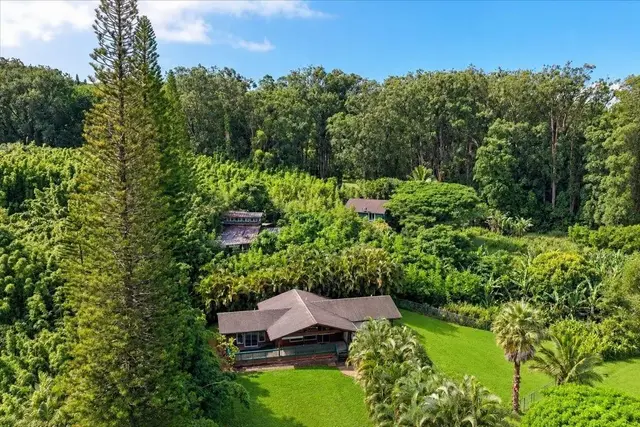 Listing Image for 183 Kapuai Rd 5 of 33