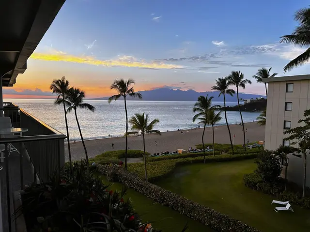 Listing Image for 2481 Kaanapali Pkwy 512/v 1 of 12