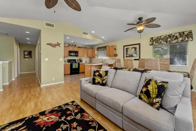 Listing Image for 156 Kawailani Cir 7 of 40