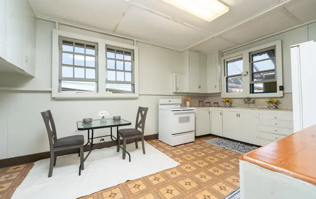 Listing Image for 25 Aoiki St 6 of 25