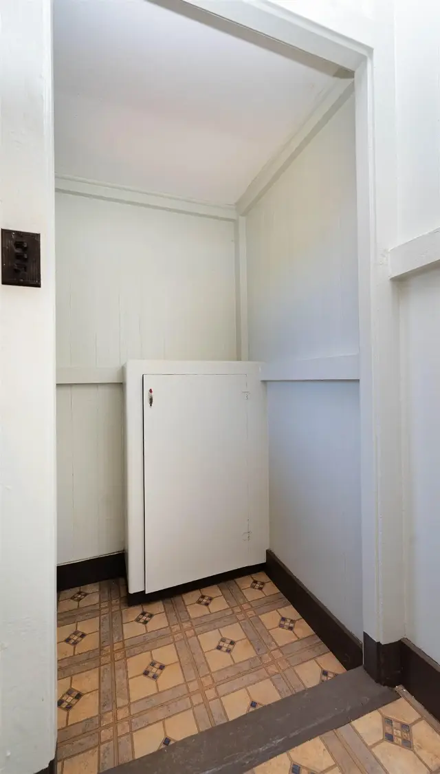 Listing Image for 25 Aoiki St 8 of 25