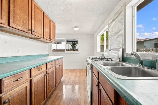 Listing Image for 576 S Papa Ave 24 of 43