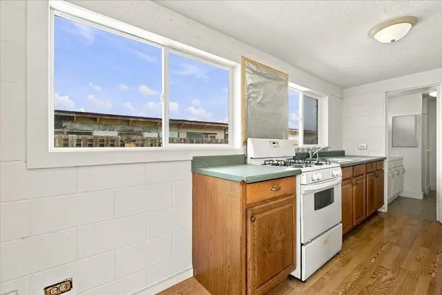 Listing Image for 576 S Papa Ave 26 of 43