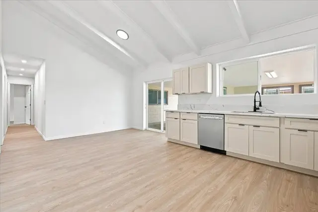 Listing Image for 576 S Papa Ave 8 of 43