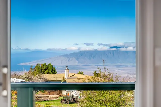 Listing Image for 34 Kaui Pl 24 of 50