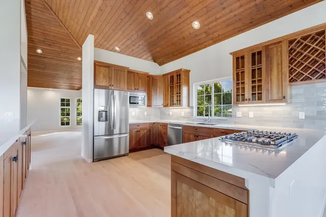 Listing Image for 34 Kaui Pl 5 of 50