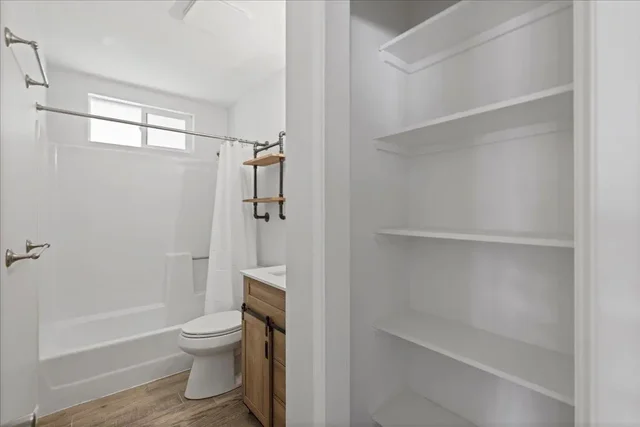 Listing Image for 165 Hololani St 22 of 46