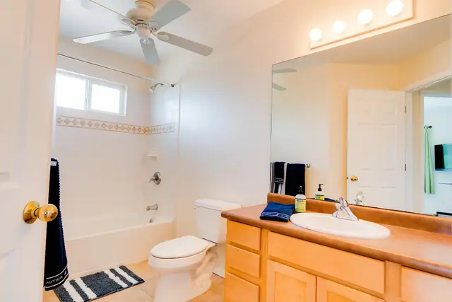 Listing Image for 19 Hooiki St 25 of 35