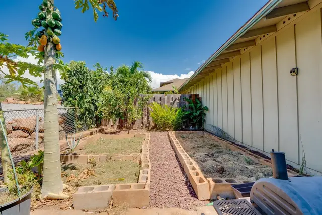 Listing Image for 19 Hooiki St 34 of 35