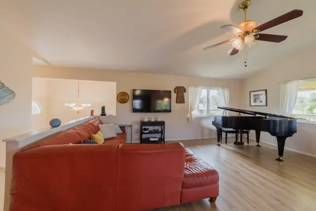 Listing Image for 705 Alulike St 9 of 37