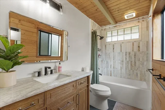 Listing Image for 25 Hoihoi Pl A 11 of 27