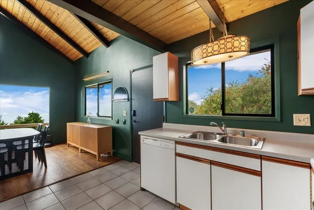 Listing Image for 25 Hoihoi Pl A 15 of 27