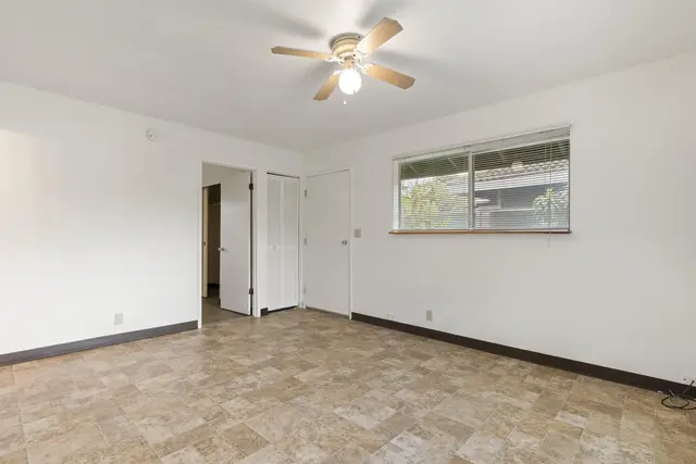 Listing Image for Rd 24 of 36