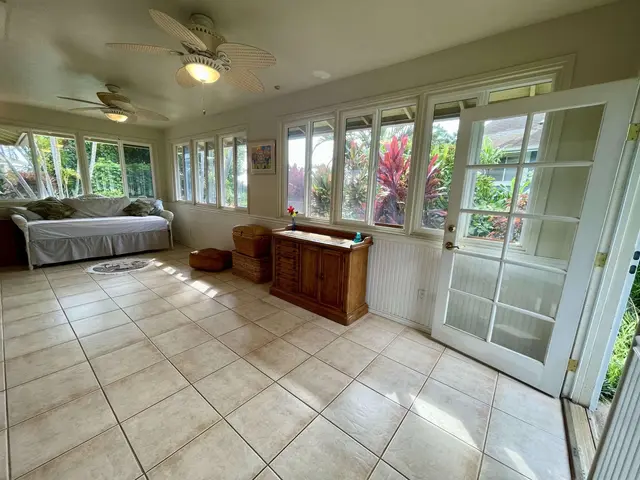 Listing Image for 10 N Hiena Pl 10 of 37