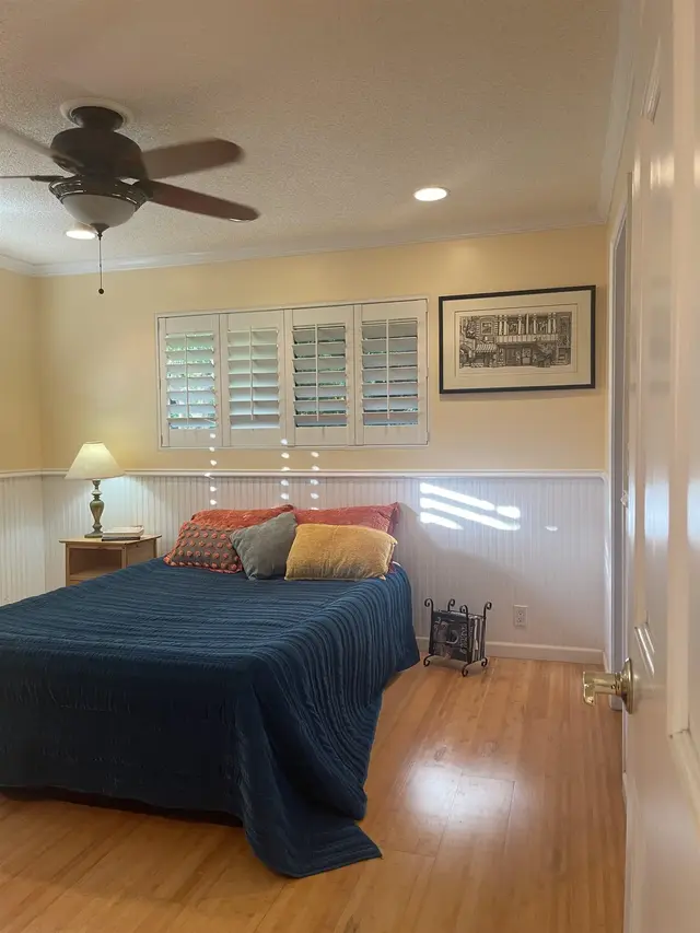 Listing Image for 10 N Hiena Pl 14 of 37