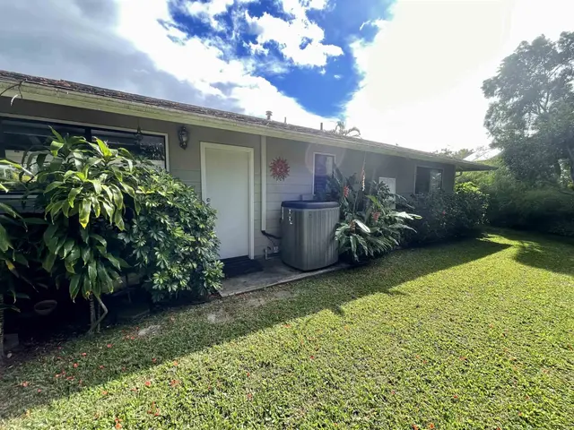 Listing Image for 10 N Hiena Pl 17 of 37