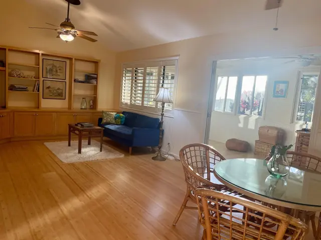 Listing Image for 10 N Hiena Pl 27 of 37