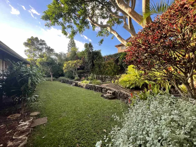 Listing Image for 10 N Hiena Pl 3 of 37