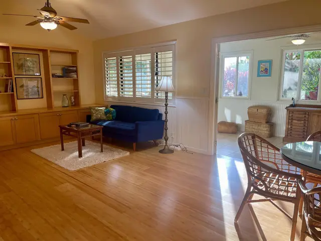 Listing Image for 10 N Hiena Pl 5 of 37