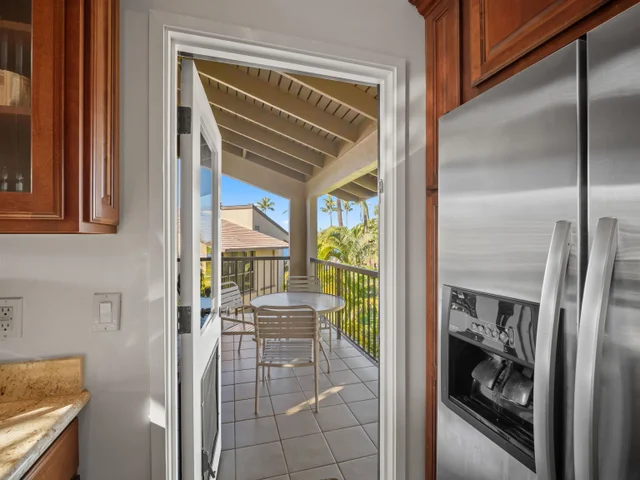 Listing Image for 3300 Wailea Alanui Dr 8d 10 of 32