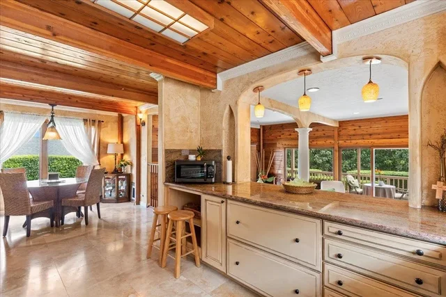 Listing Image for 535 Kuikahi Dr 20 of 50