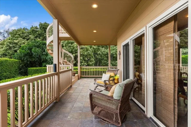 Listing Image for 535 Kuikahi Dr 25 of 50