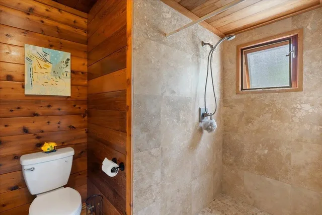 Listing Image for 535 Kuikahi Dr 41 of 50