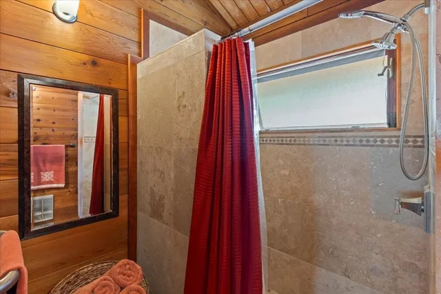 Listing Image for 535 Kuikahi Dr 46 of 50