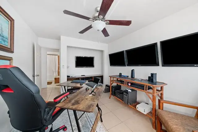 Listing Image for 111 Kahului Beach Rd D306 21 of 48