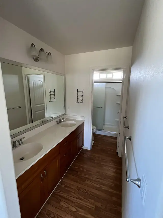 Listing Image for 23 Meheu Cir 9 of 12