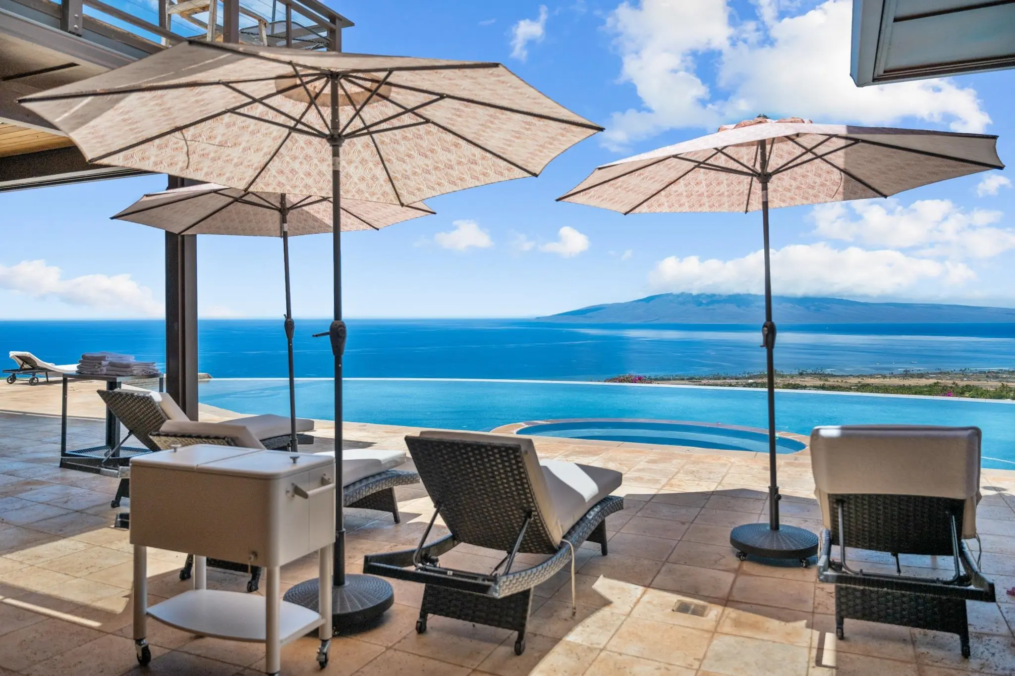 Photo of Listing #409338