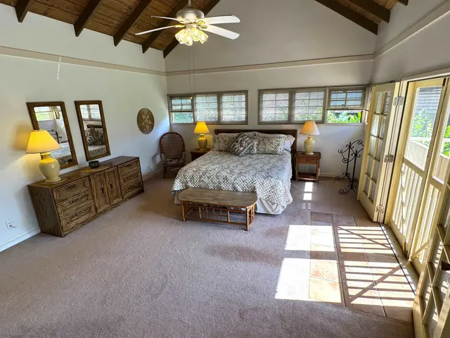Listing Image for 100 Lio Pl N-1 20 of 31