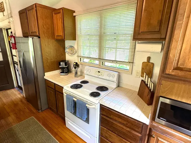 Listing Image for 100 Lio Pl N-1 4 of 31