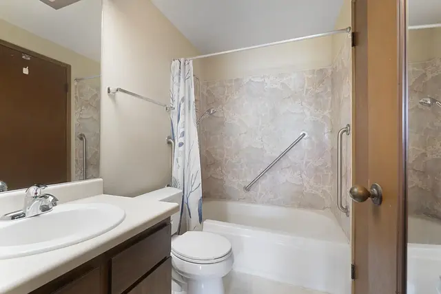 Listing Image for 2180 W Vineyard St 307 22 of 29