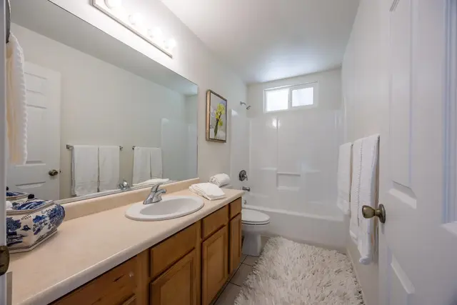 Listing Image for 160 Kapuahi St 31 of 50
